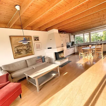 House 5 Min Walk From Ons, Three Bedrooms *