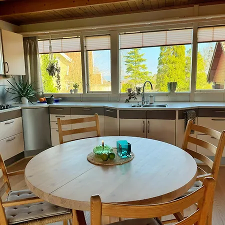 House 5 Min Walk From Ons, Three Bedrooms Tatil Evi