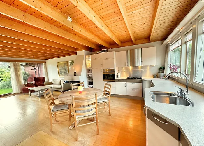 度假居 House 5 Min Walk From Ons, Three Bedrooms *