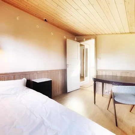 House 5 Min Walk From Ons, Three Bedrooms סטוונגר